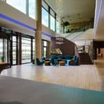 Moderne Hotellobby des Bonn Marriott Hotels zu Silvester