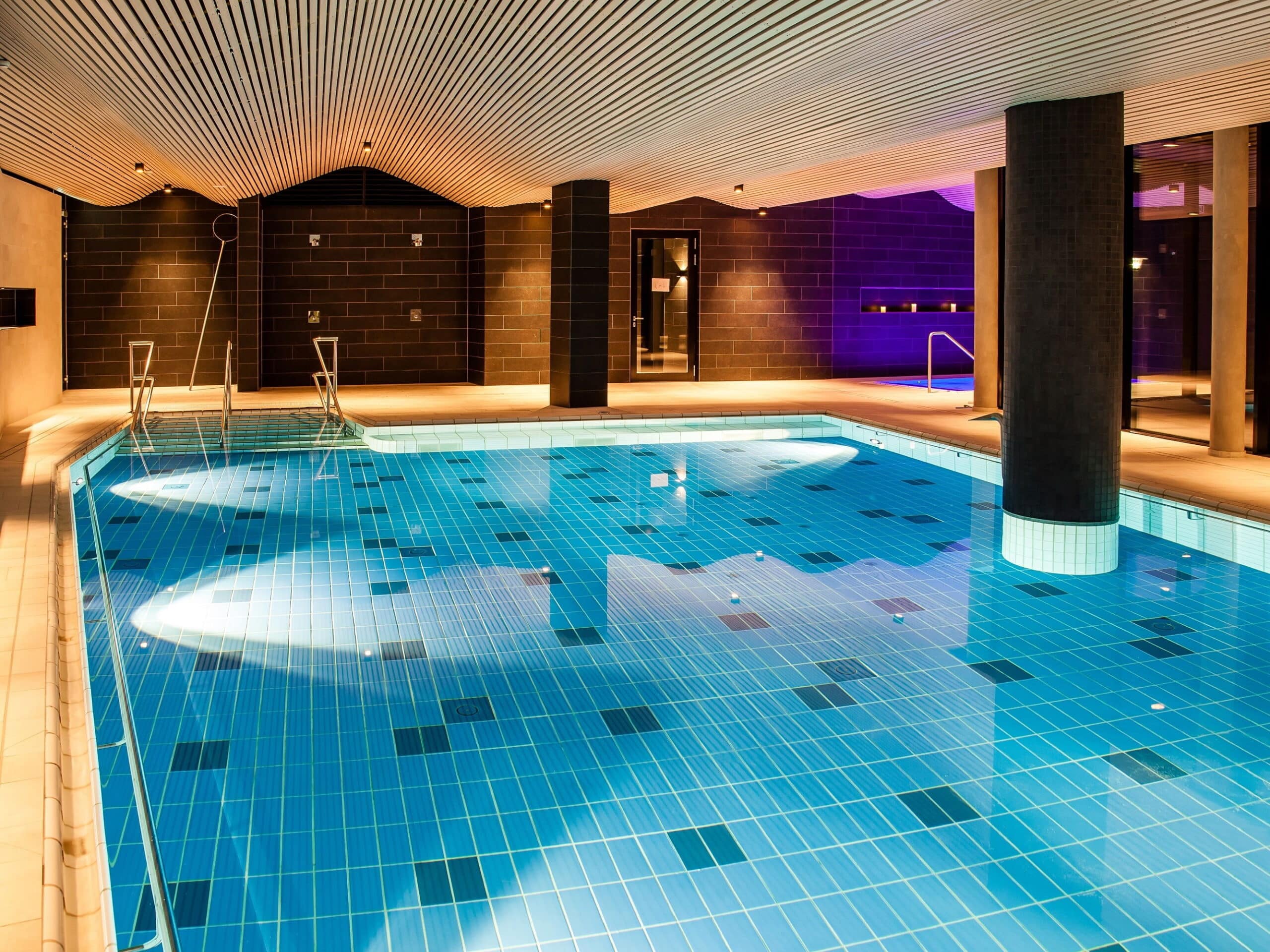 Beheiztes Schwimmbad im SPA Hotel Amsee – Wellness pur zu Silvester