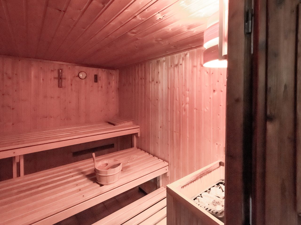 Sauna im Village Hotel, entspannend für den Jahreswechsel in Bayern