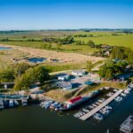 Luftaufnahme der Marina Martinshafen bei Silvesterfeierlichkeiten