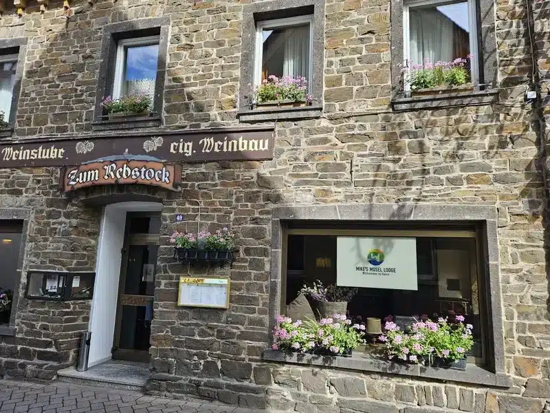 Außenansicht von Mike´s Mosel Lodge in Treis-Karden zu Silvester