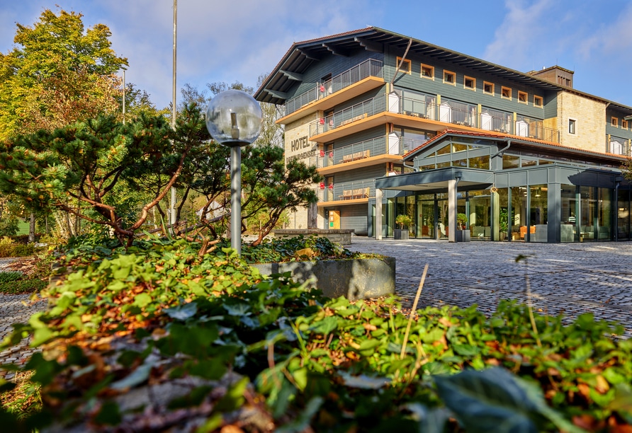 Außenansicht des Das Dreiburgensee Naturhotel perfekt für Silvester