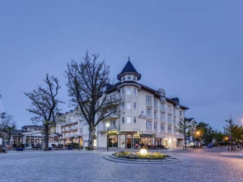 Hotelname in Kühlungsborn – Perfekte Lage für Silvester an der Ostsee