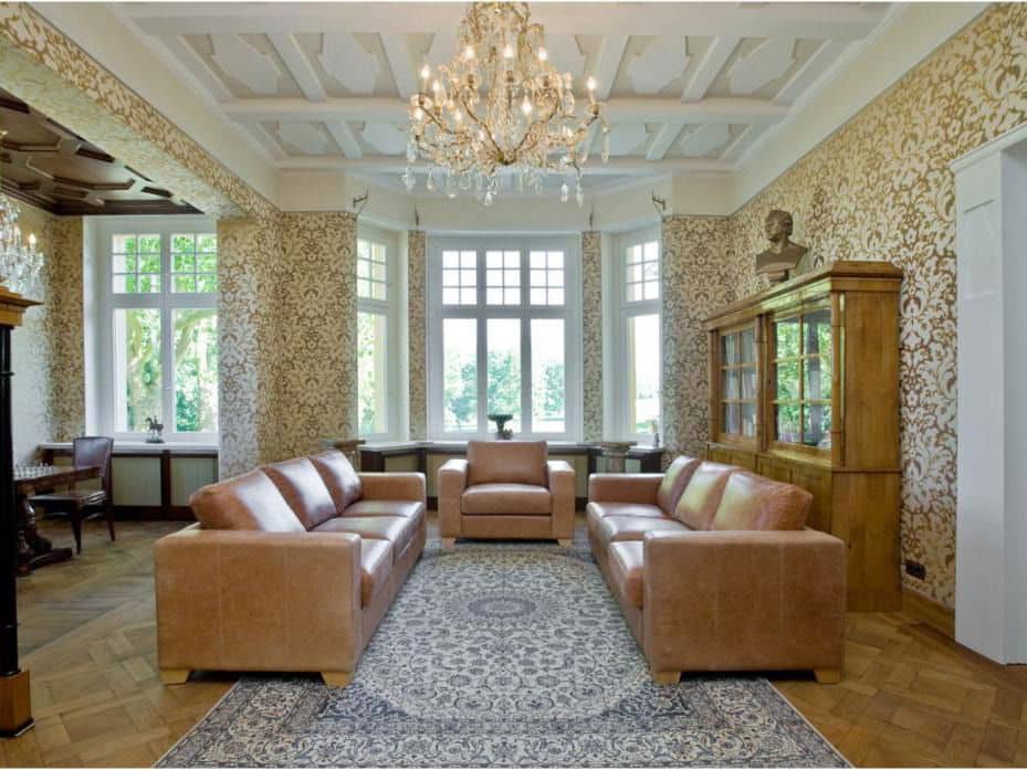 Elegante Lobby im Schlosshotel Wendorf für Silvesterfeierlichkeiten