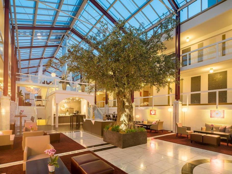 Exklusives Weihnachts- und Silvester-Special im Best Western Plus Hotel Fellbach mit besonderen Highlights