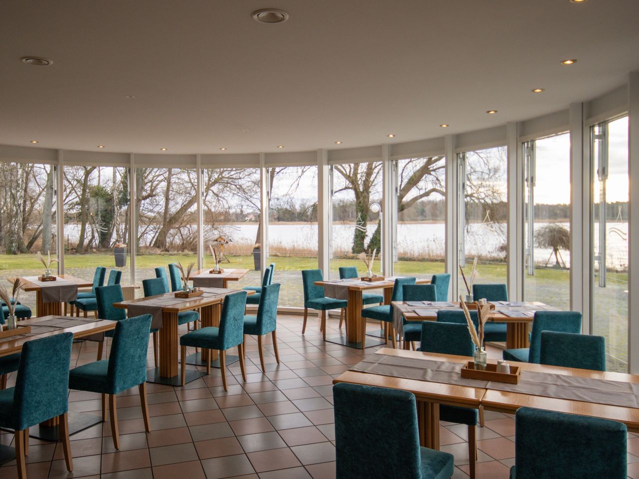 Elegantes Restaurant im Seehotel Bollmannsruh – Perfekt für Silvester