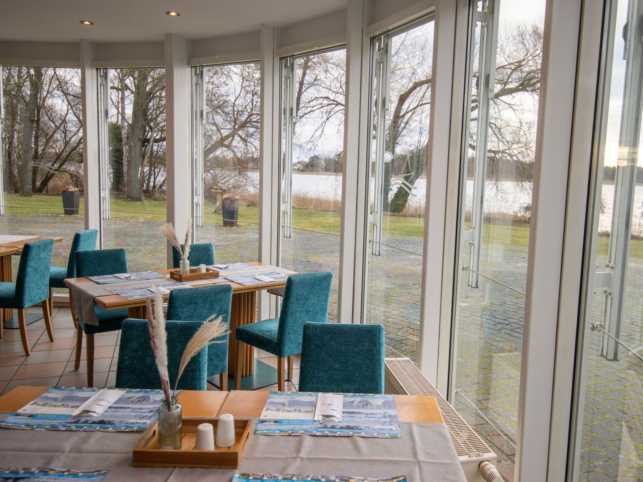 Restaurant mit Seeblick im Seehotel Bollmannsruh – Silvester genießen