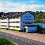 Außenansicht vom besttime Hotel Boppard direkt am Rhein zu Silvester