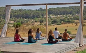 Yoga bei Sonnenaufgang zu Silvester auf der Finca Son Manera