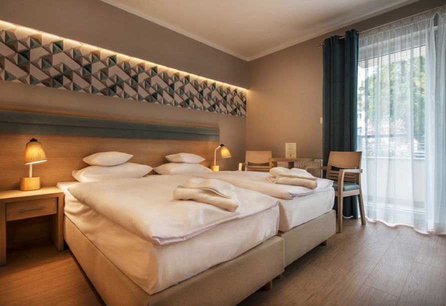 Modern eingerichtetes Doppelzimmer im Kaiser's Garten Hotel für Silvesterurlaub
