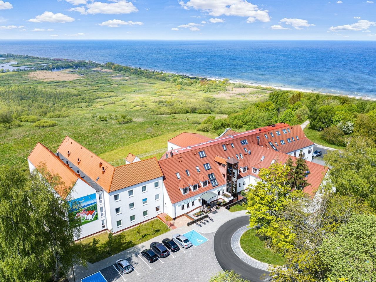 Luftaufnahme des Mona Lisa Hotels nahe Ostsee an Silvester