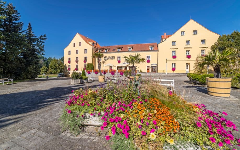 Außenansicht des Spa Hotel Centrum in Franzensbad zu Silvester