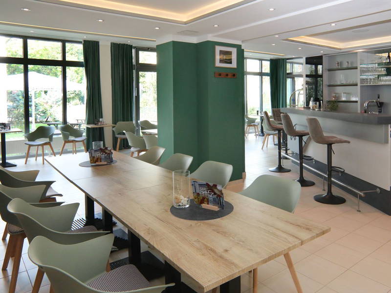 Modernes Badezimmer im Alpha Hotel Hermann von Salza für Silvester