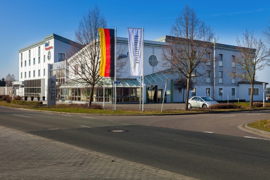 Außenansicht vom Hotel Seehof Leipzig zur Silvesterzeit