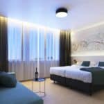 Modern eingerichtetes Doppelzimmer im JUFA Hotel Bernkastel-Kues für den Silvesterurlaub