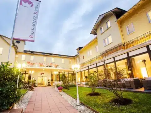 Außenansicht des Parkhotel Krone in Bensheim zu Silvester