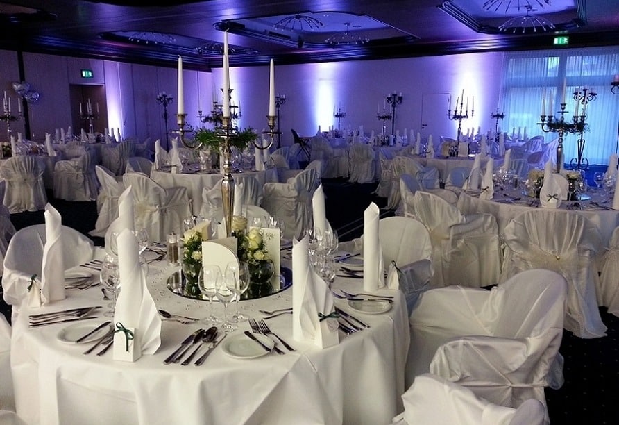 Silvesterball B&F Hotel am Neumarkt Galabuffet