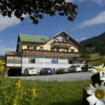 Gasthof Spengerwirt Außenansicht in Hirschegg Steiermark für Silvester 2025