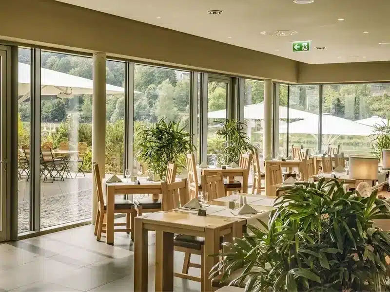 Silvester im Hotel Elbresidenz an der Therme mit festlichem Restaurant