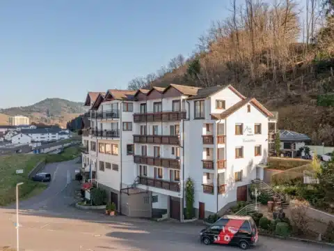 Außenansicht DEVA Hotel Renchtalblick Oberkirch zu Silvester
