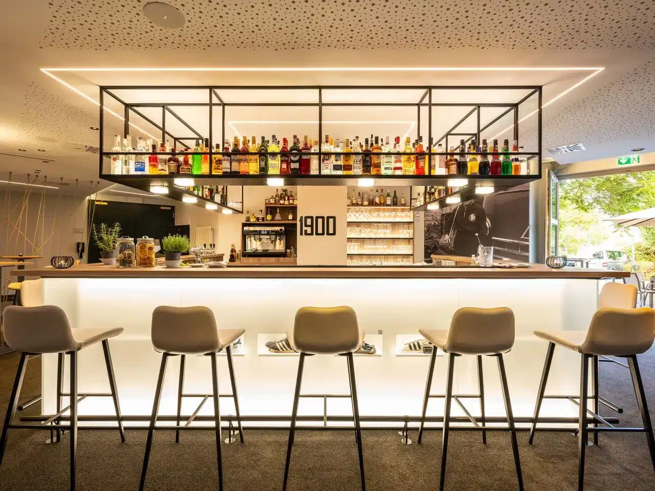 Hotel HerzogsPark Silvester Bar 1900 mit Drinks in Herzogenaurach