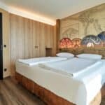 Silvester im Damp Ostsee Resort im modernen Komfortzimmer