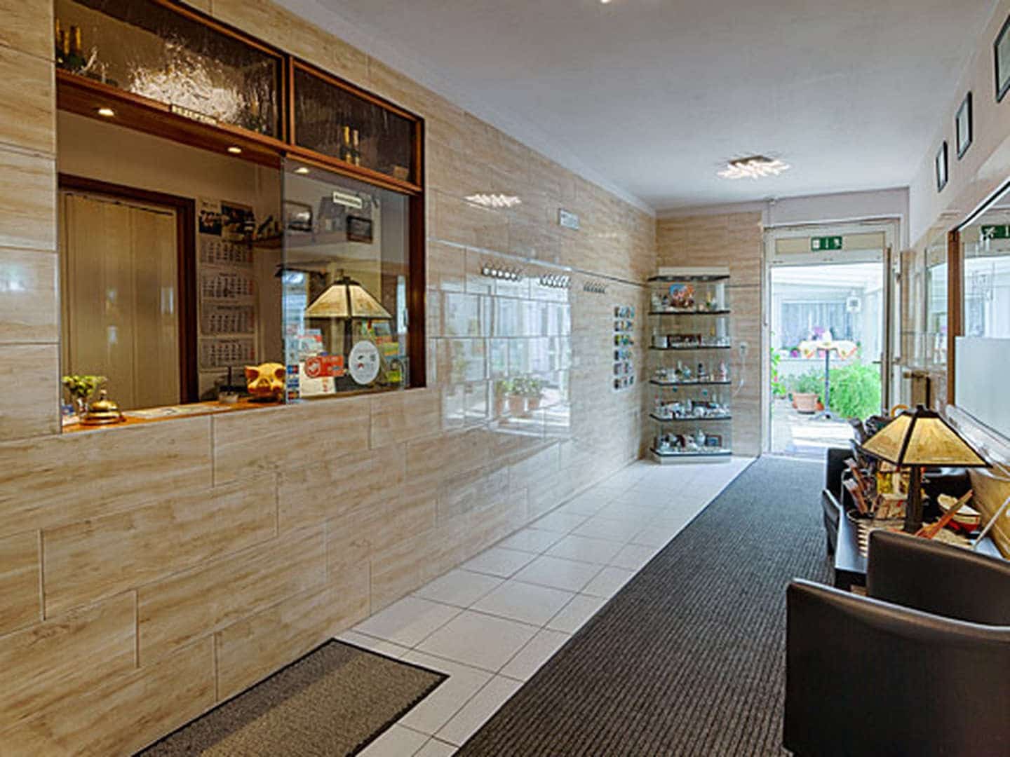 Eingangsbereich im Hotel Kirschstein zu Silvester 2025 in Wolgast