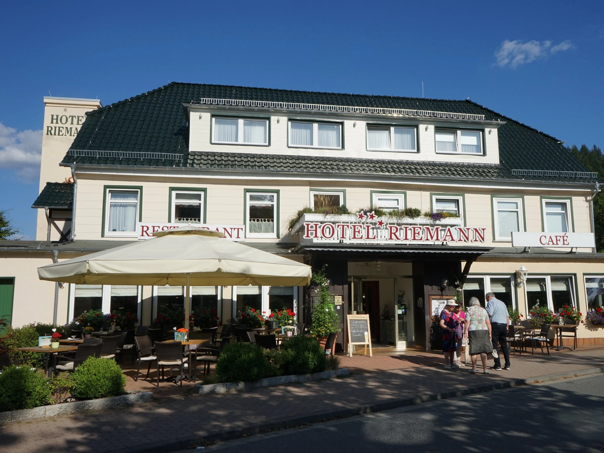 Silvester KomfortHotel Riemann Außenansicht im Harz