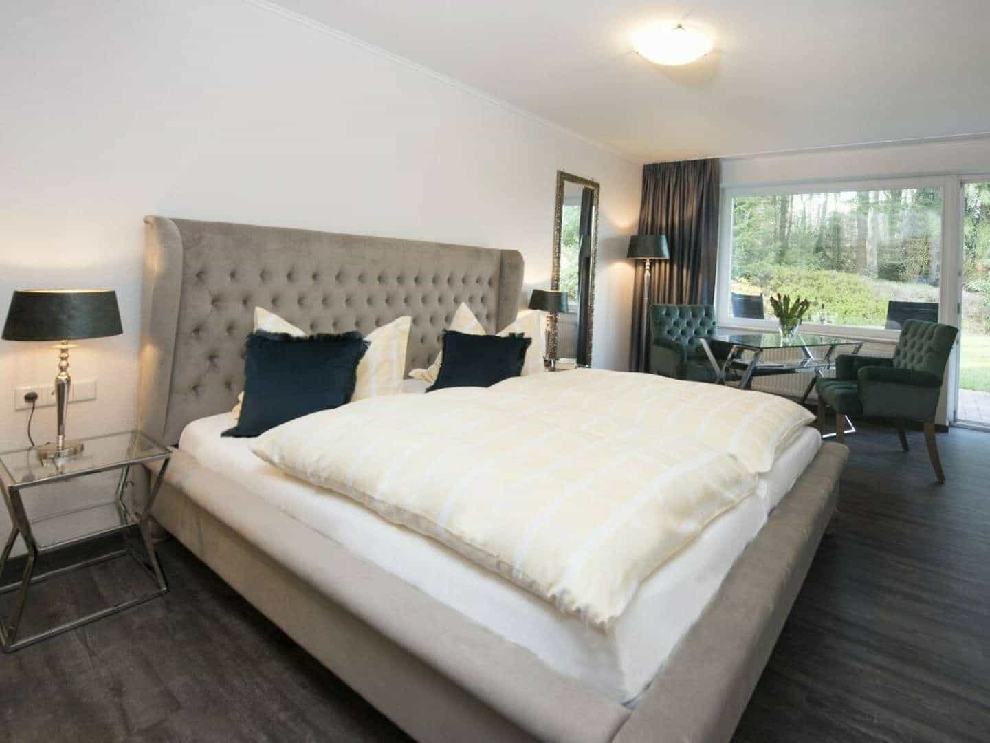 Modernes Doppelzimmer im Land-Gut-Hotel Wahlde zu Silvester