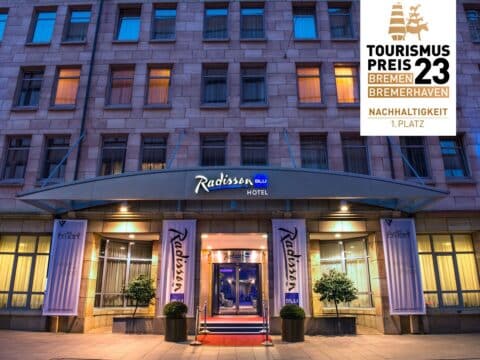 Eingang Radisson Blu Hotel Bremen für Silvester