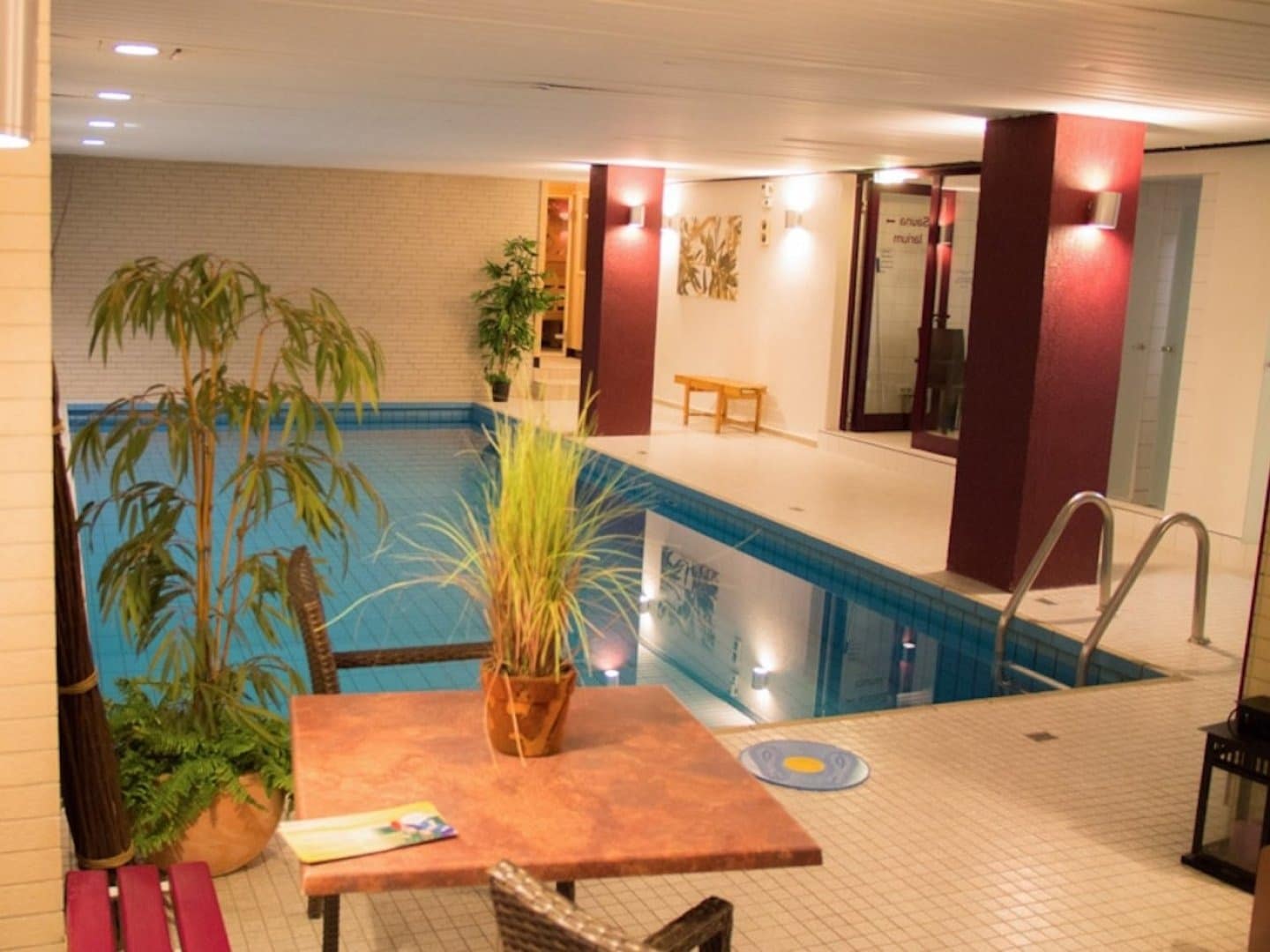Hotelpool und Sauna im Ringhotel Drees zu Silvester 2025