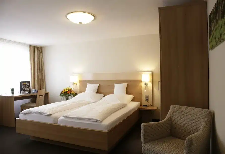 Modernes Doppelzimmer im Hotel Die Krone am Fluss in Sindringen zu Silvester 2025