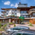 Silvester im Mönchs Waldhotel Außenansicht am Waldrand