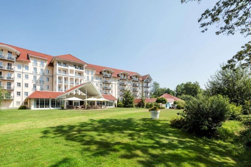 Außenansicht vom Best Western Plus Parkhotel Maximilian Ottobeuren im Allgäu an Silvester