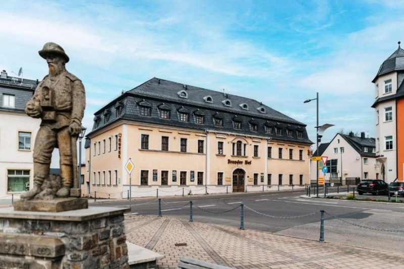 Außenansicht des Hotel Brander Hof, ideale Silvester-Unterkunft