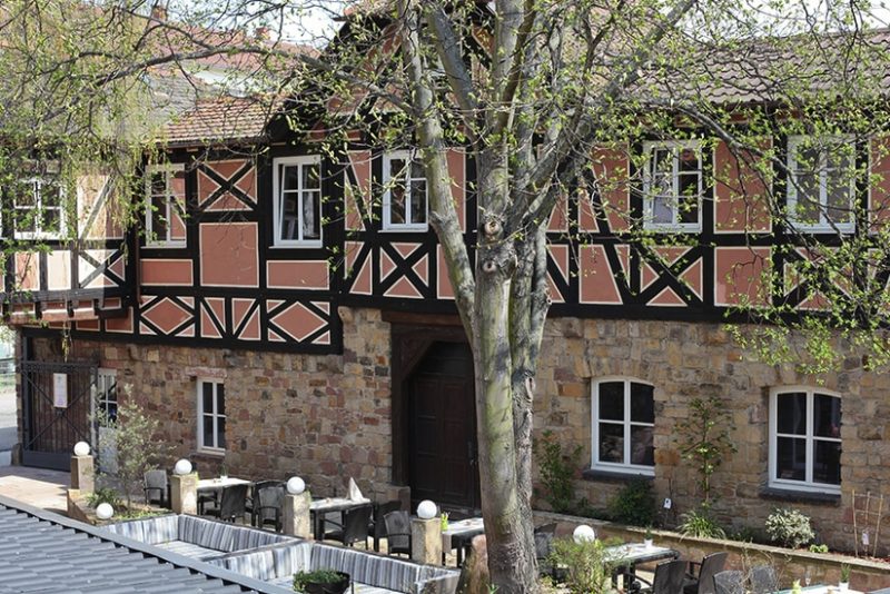 Außenansicht des Hotel Palatina in Neustadt an der Weinstraße