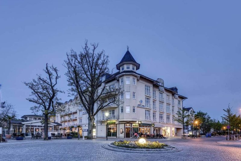 Hotelname in Kühlungsborn – Perfekte Lage für Silvester an der Ostsee