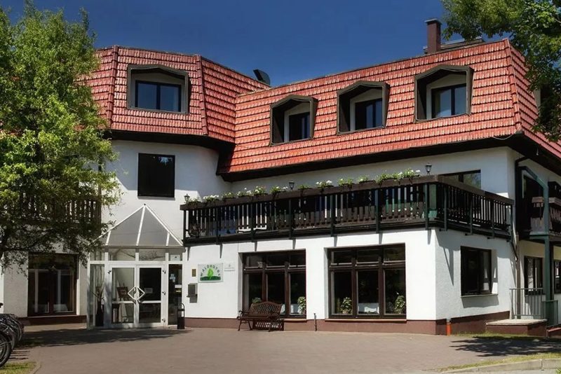 Silvester im Waldhotel Wandlitz mit einer beeindruckenden Architektur und festlicher Atmosphäre